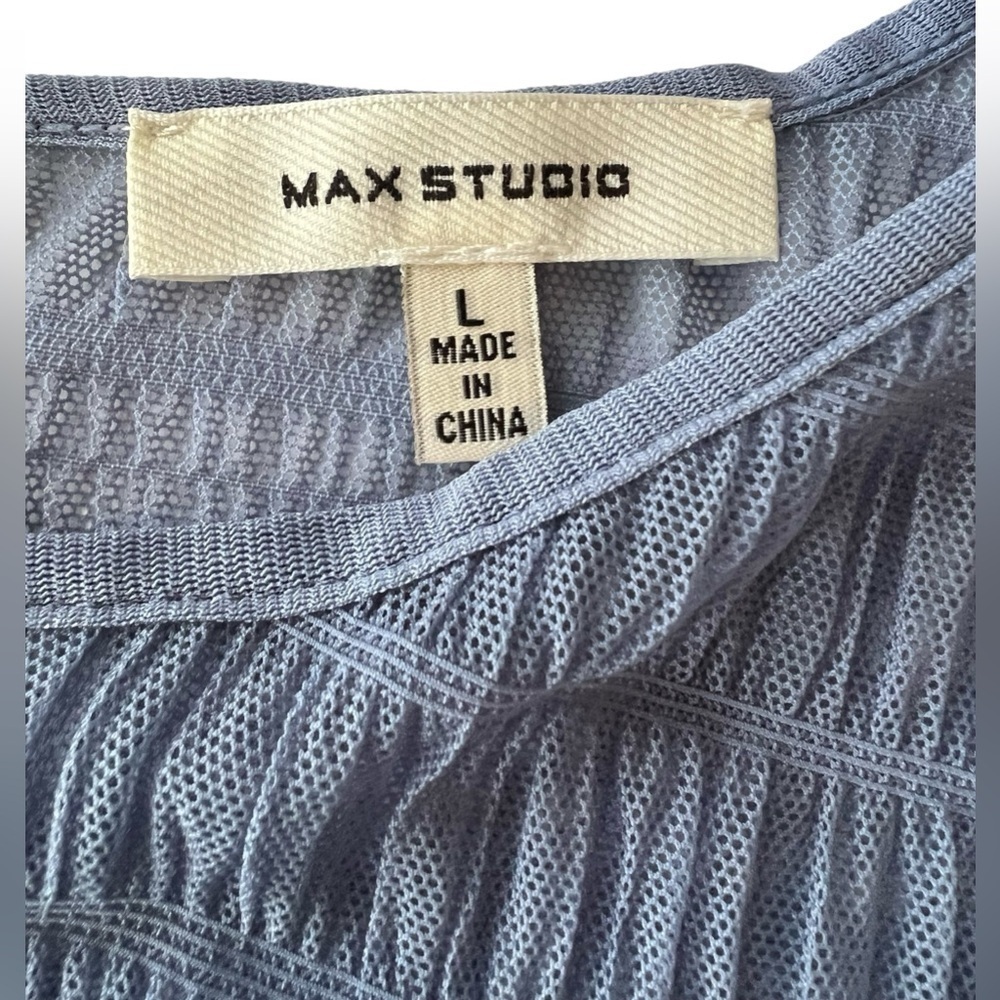 Max Studio Blouse L Cornflower Blue Mesh Flowy Top - Picture 7 of 12